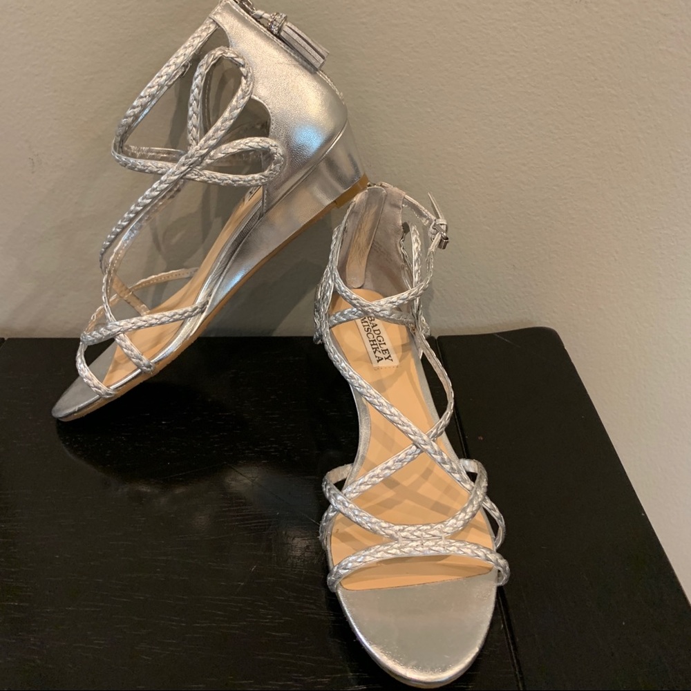 New! Badgley Mischka Silver Wedge